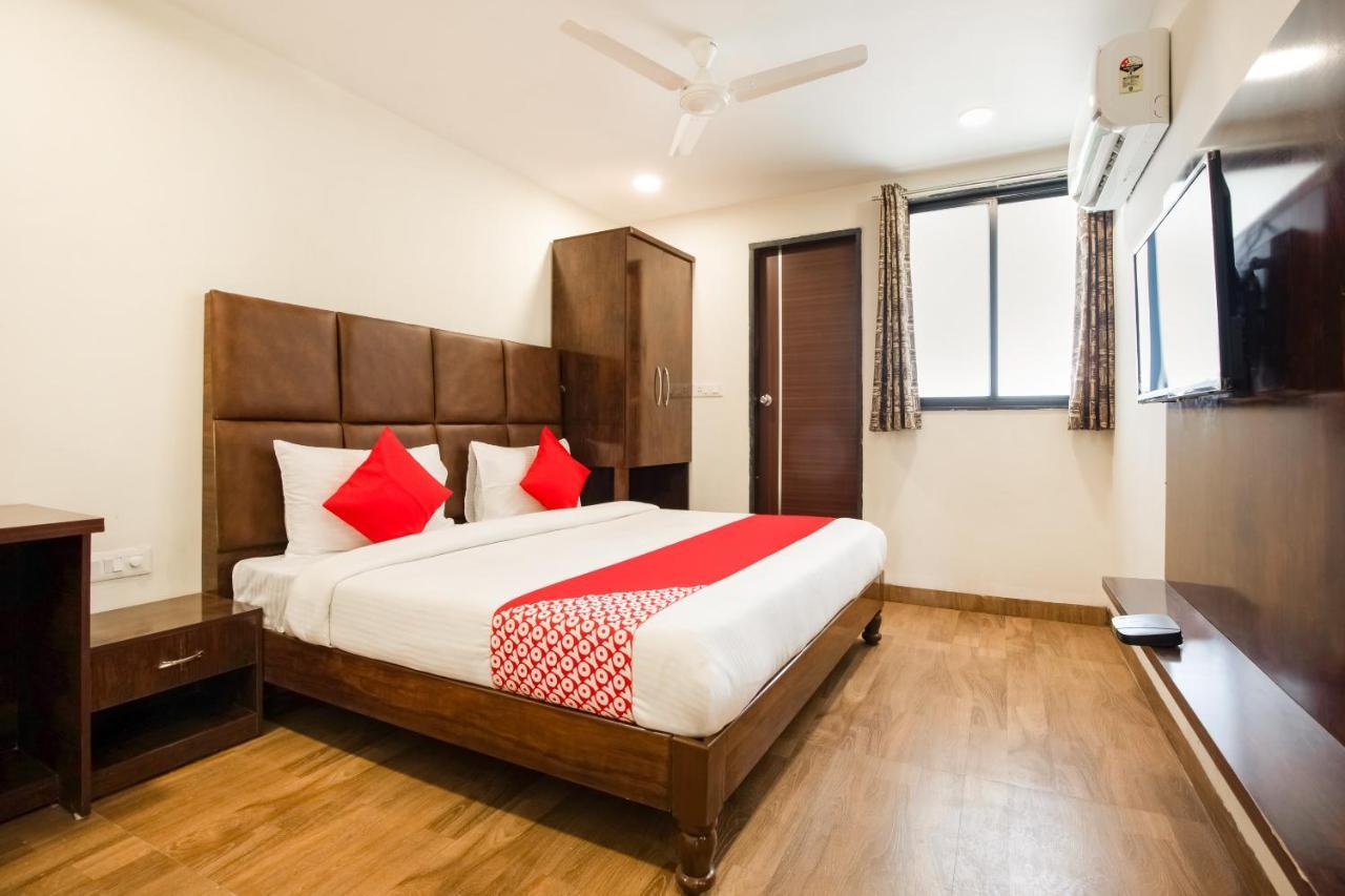 Oyo 71689 Hotel S Pride Indore Exteriör bild